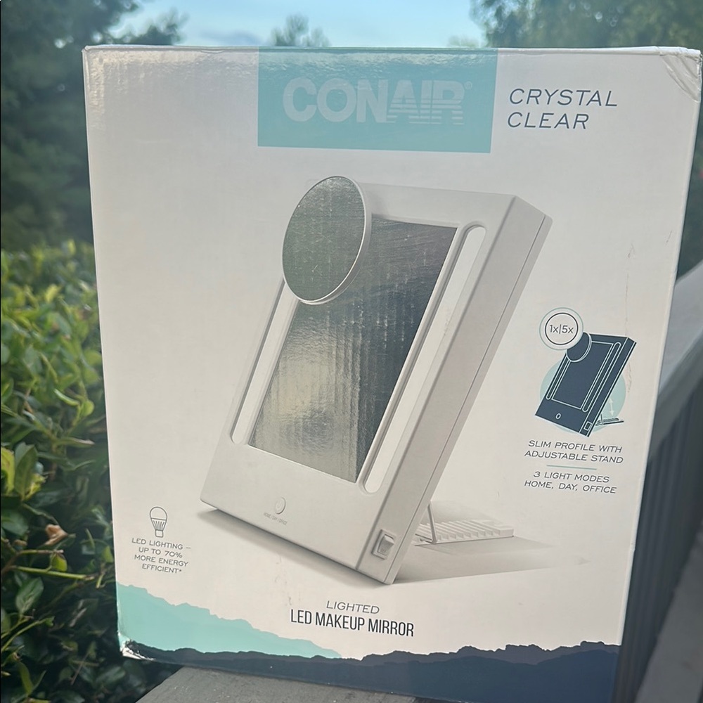 Crystal Clear LED Makeup Mirror - White